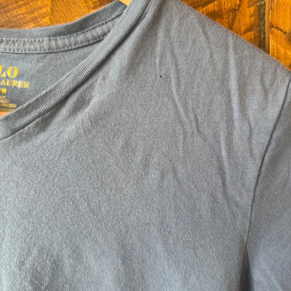Polo Ralph Lauren Kids Blue V-Neck T-Shirt Short Sleeve Pony Logo Size Medium